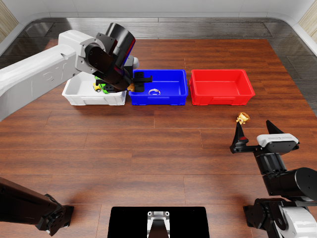 Language-classification case at step 470: the robot and objects before later corrective actions.